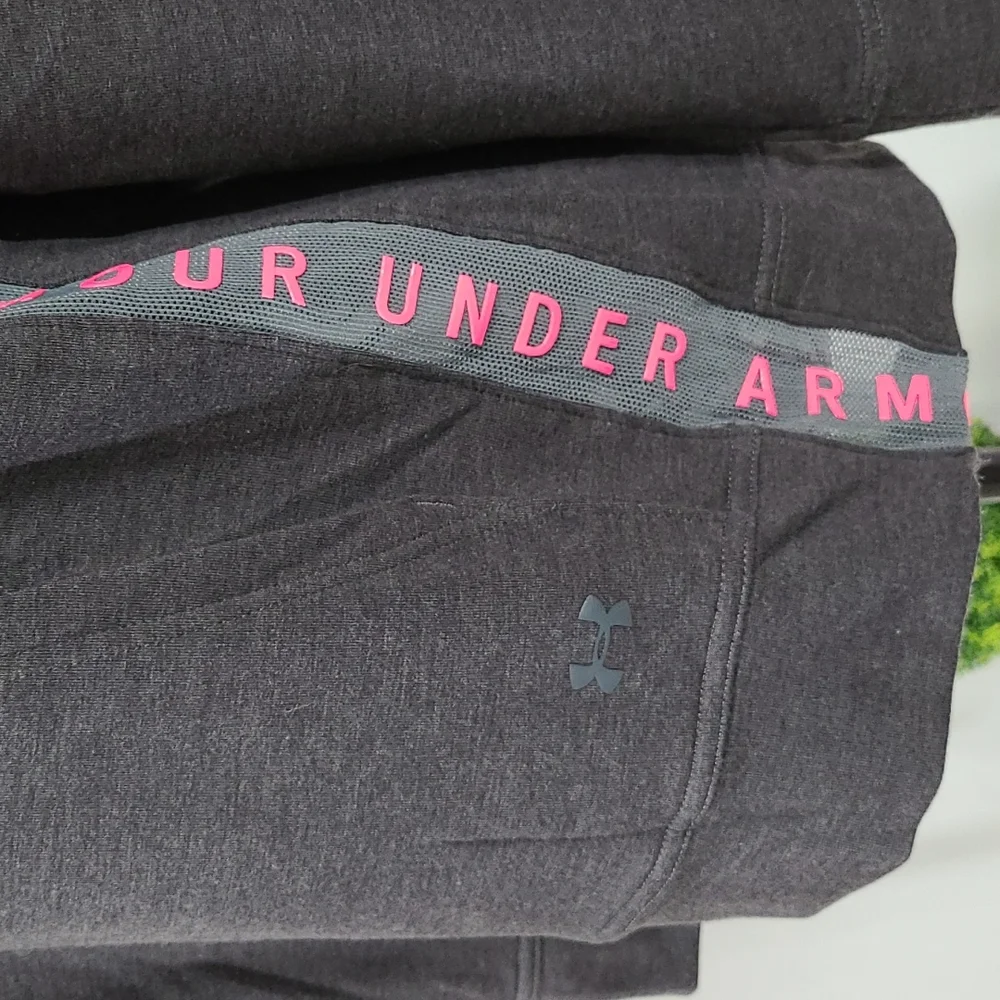 Under Armour Tech Logo Tape Hoodie - Medium - Picture 10 of 14